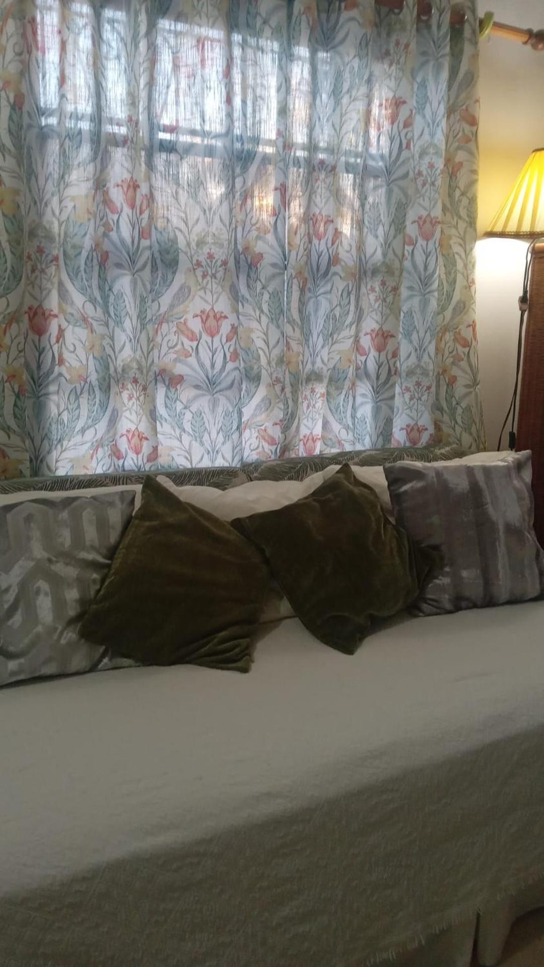 Lendal Apt Saint James Extérieur photo
